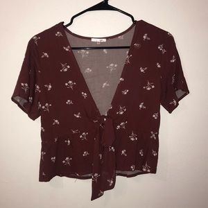 Front tie flower crop shirt